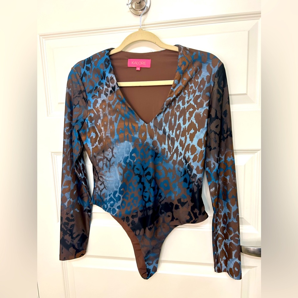 Size small bodysuit long sleeve
